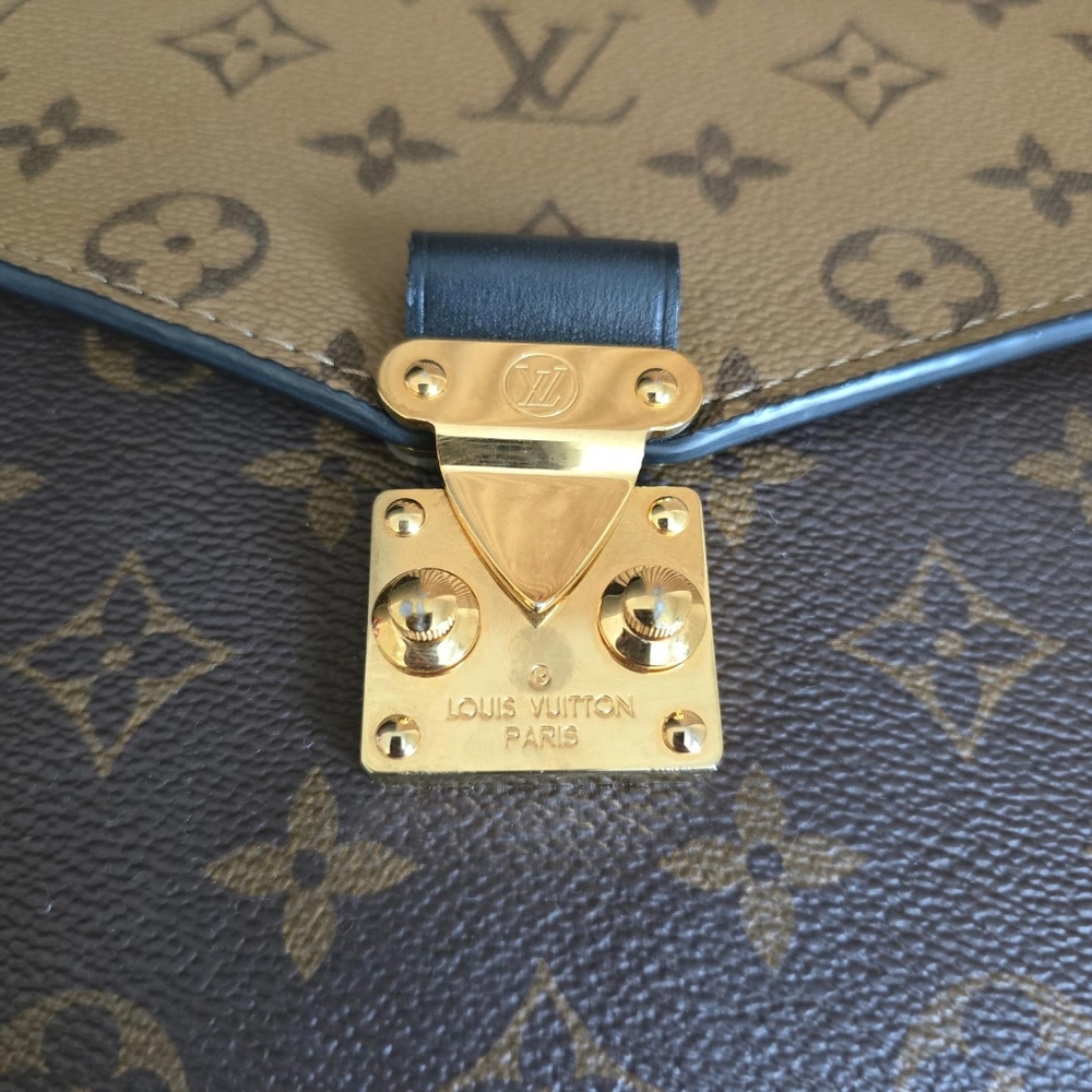 Louis Vuitton Metis Reverse monogram - Picture 4 of 9